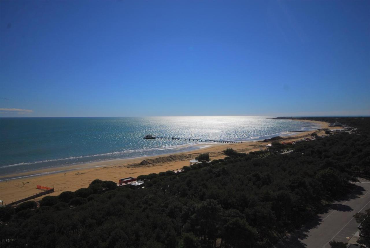 Residence Excelsior Lignano Sabbiadoro Eksteriør bilde