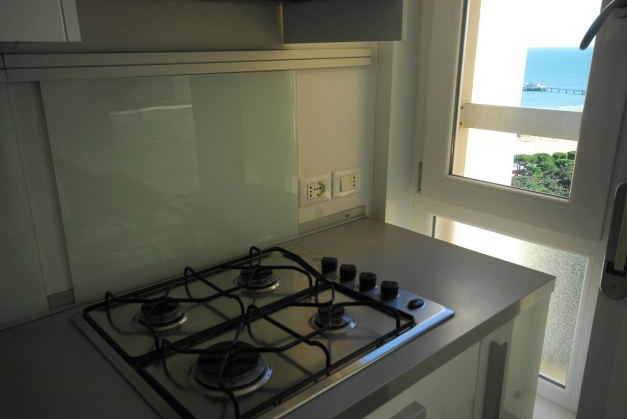Residence Excelsior Lignano Sabbiadoro Eksteriør bilde