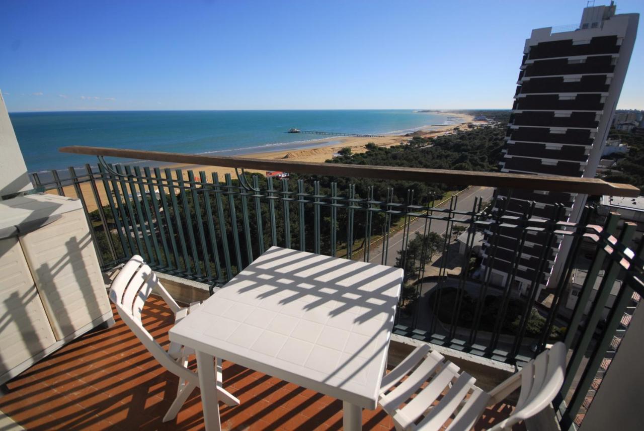 Residence Excelsior Lignano Sabbiadoro Eksteriør bilde