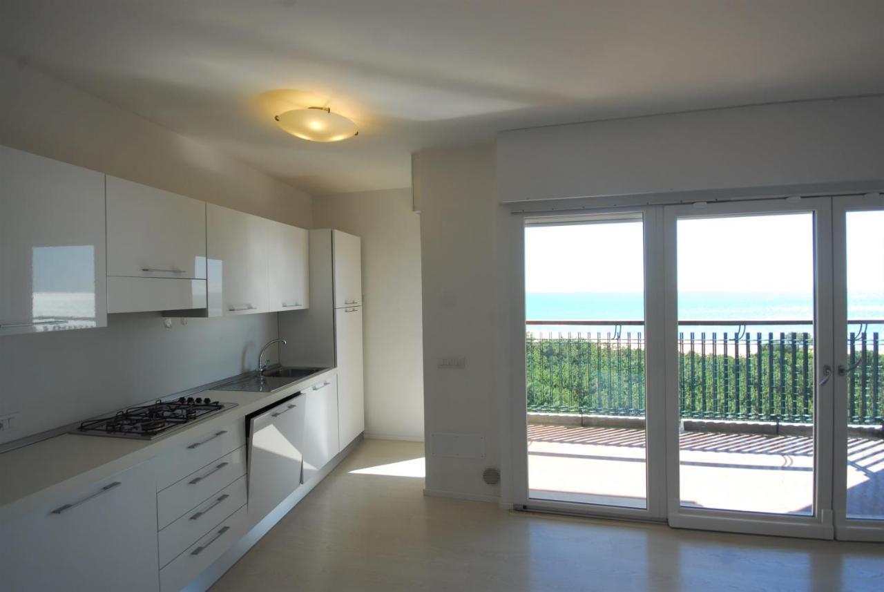 Residence Excelsior Lignano Sabbiadoro Eksteriør bilde