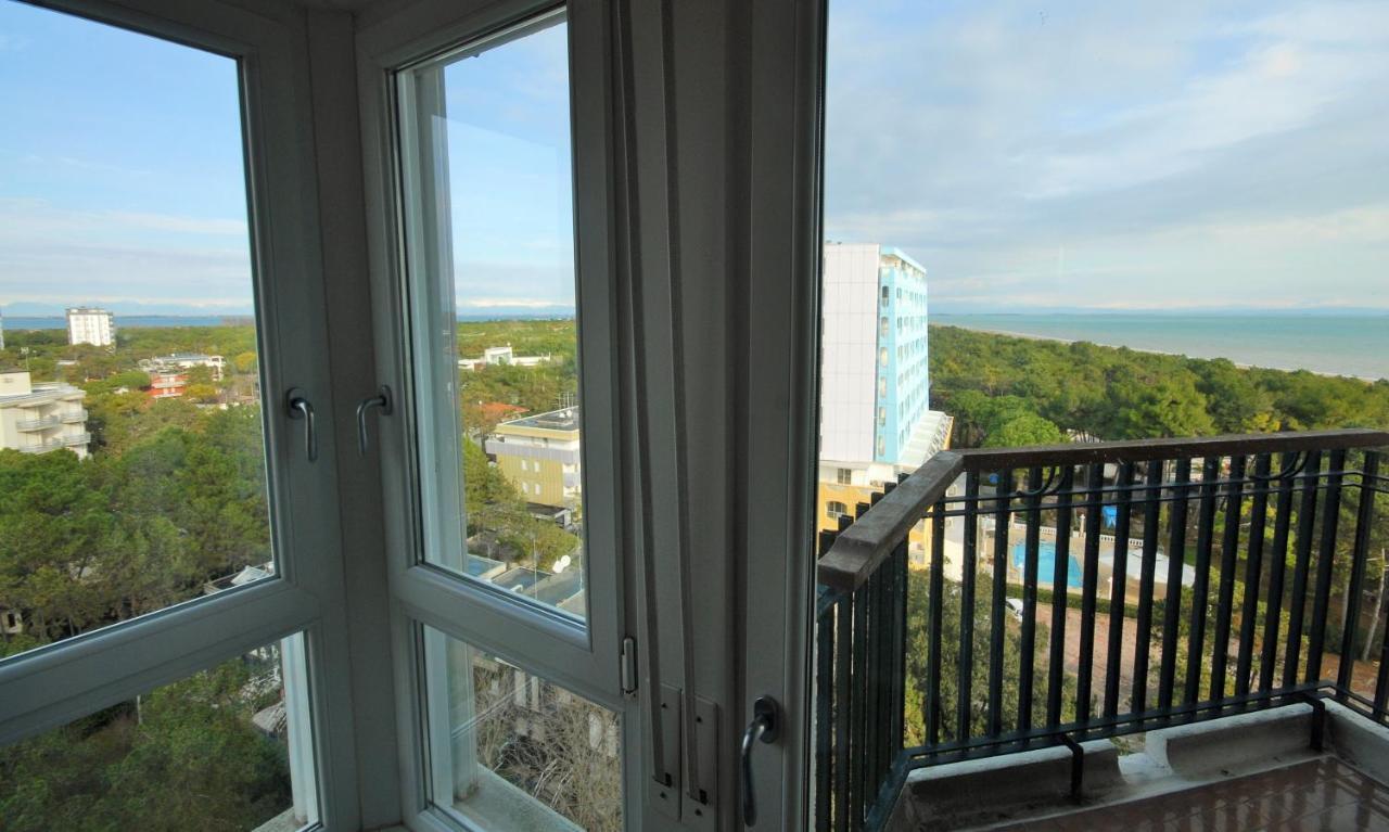 Residence Excelsior Lignano Sabbiadoro Eksteriør bilde
